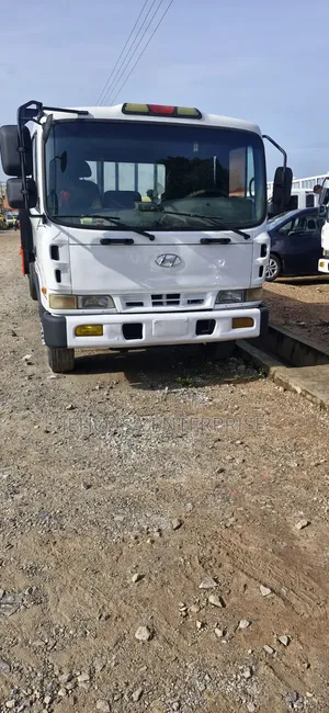 Hyundai 5 Ton 6 Bolts