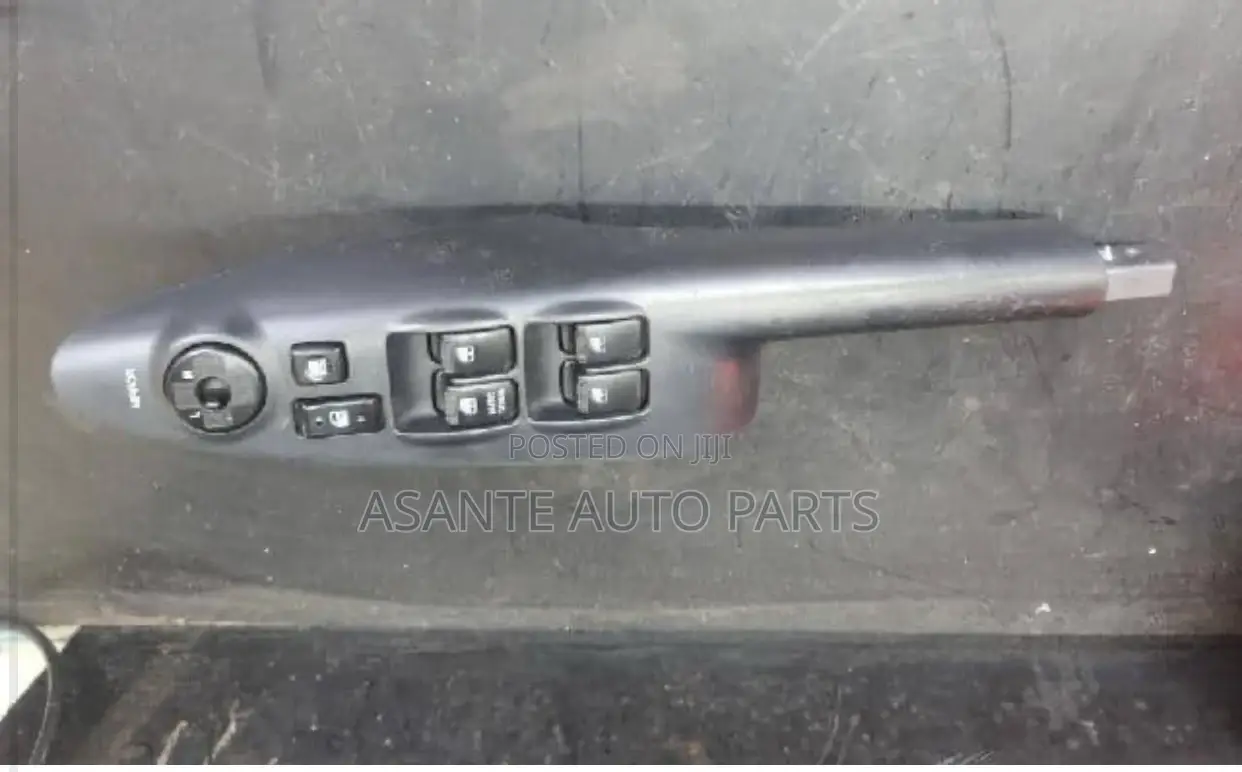 Hyundai Tucson 2006 Door Switch