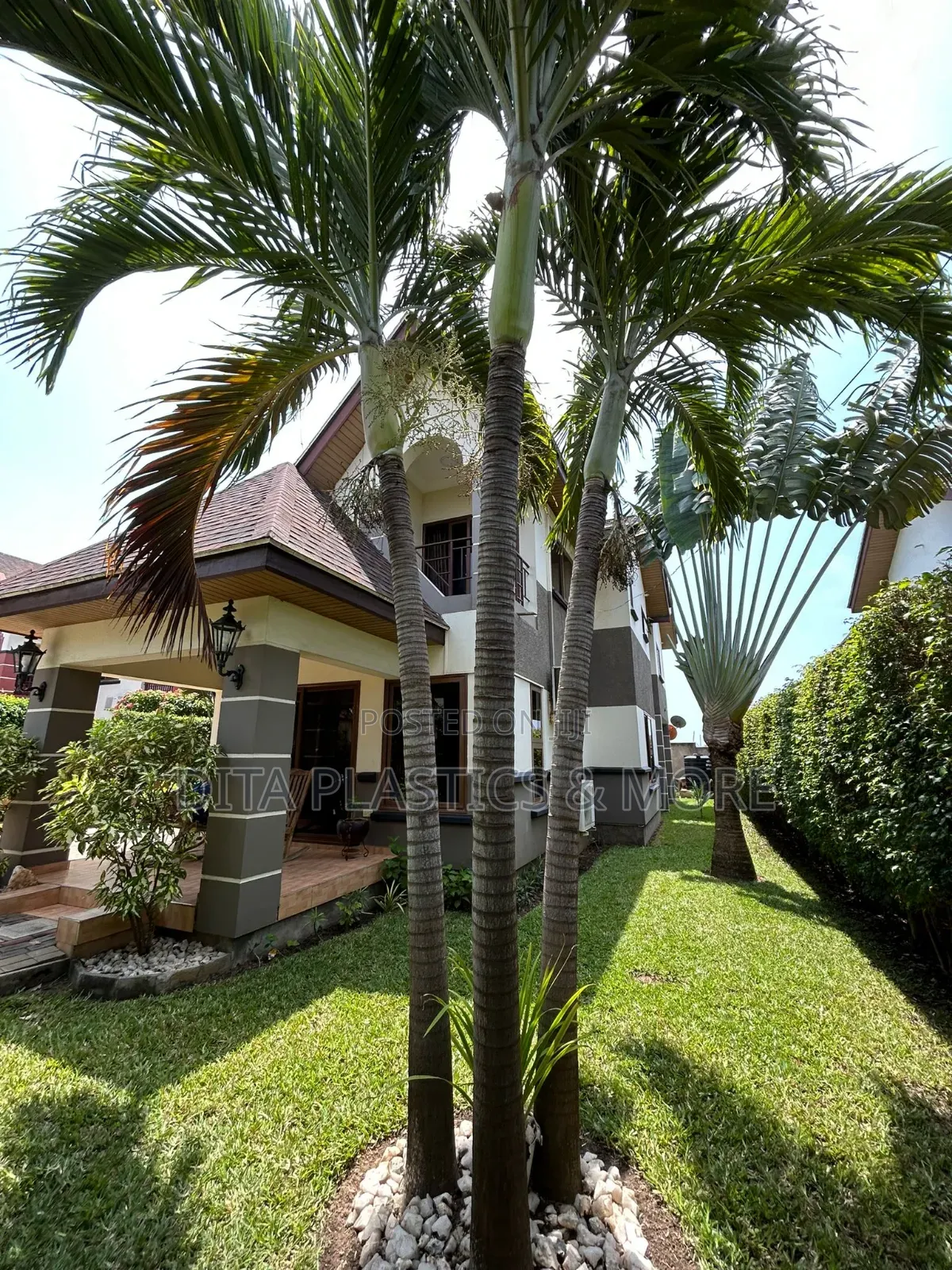 Furnished 3bdrm House in Sakumono for rent