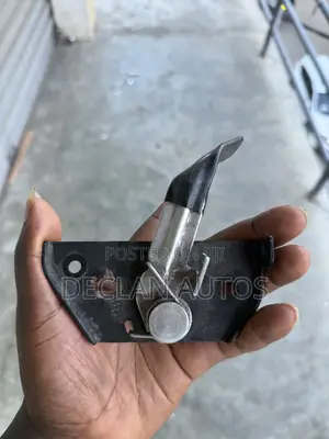 Honda Cr-v 2023 Hood Lock