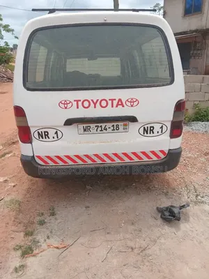 Toyota HiAce 2012 White