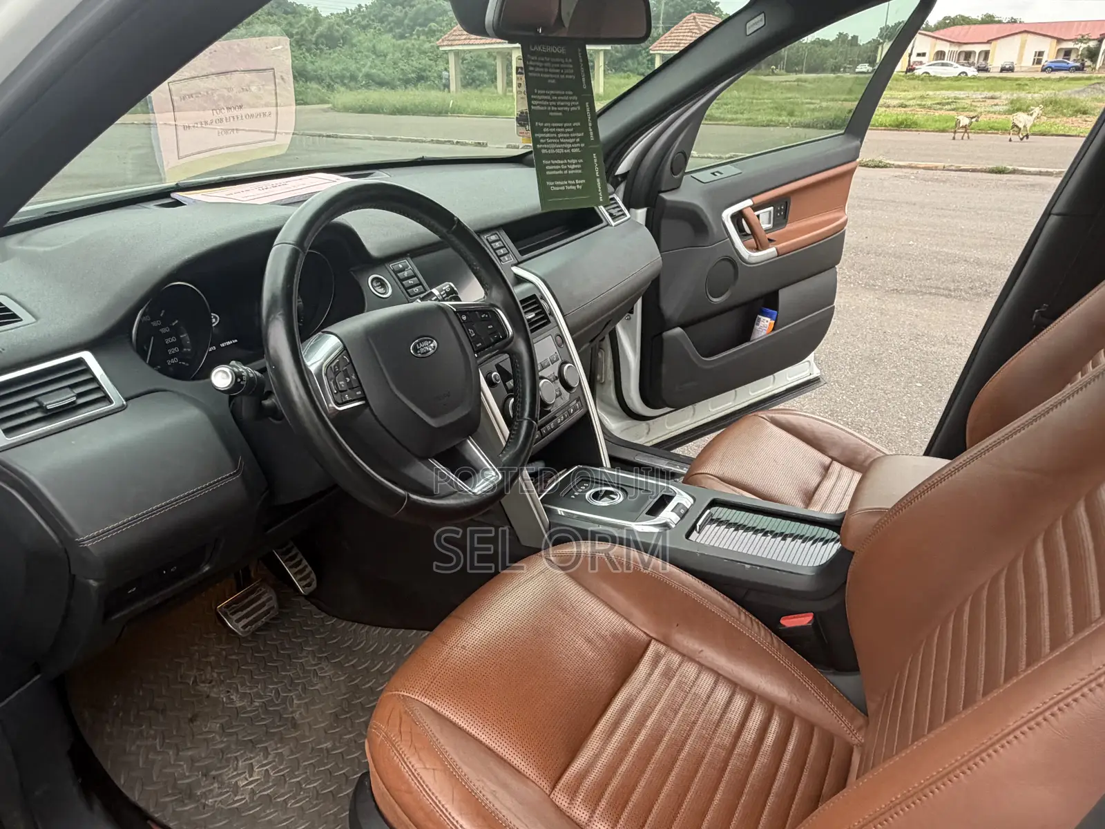 Land Rover Discovery Sport 2016 White
