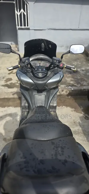 Honda Gold Wing 2022 Silver