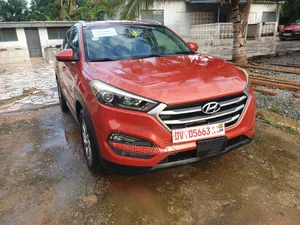 Hyundai Tucson 2017 Orange