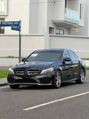 Mercedes-Benz C300 Sport 4Matic Sedan AWD (2.0L 4cyll 7A) 2016 Black