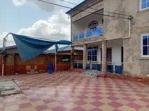 5bdrm House in Amasaman, Accra Metropolitan for sale