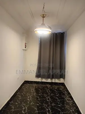 5bdrm House in Amasaman, Accra Metropolitan for sale