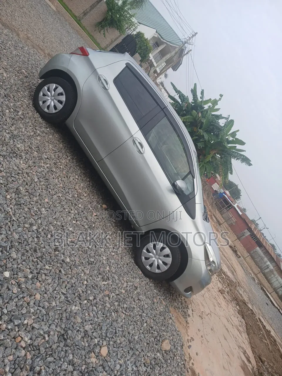 Toyota Vitz 2012 Teal