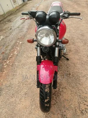Honda CB 2025 Red