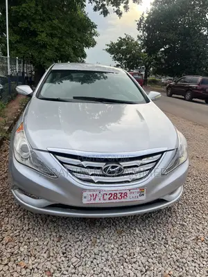 Hyundai Sonata SE Sedan FWD (2.4L 4cyl 6A) 2011 Silver