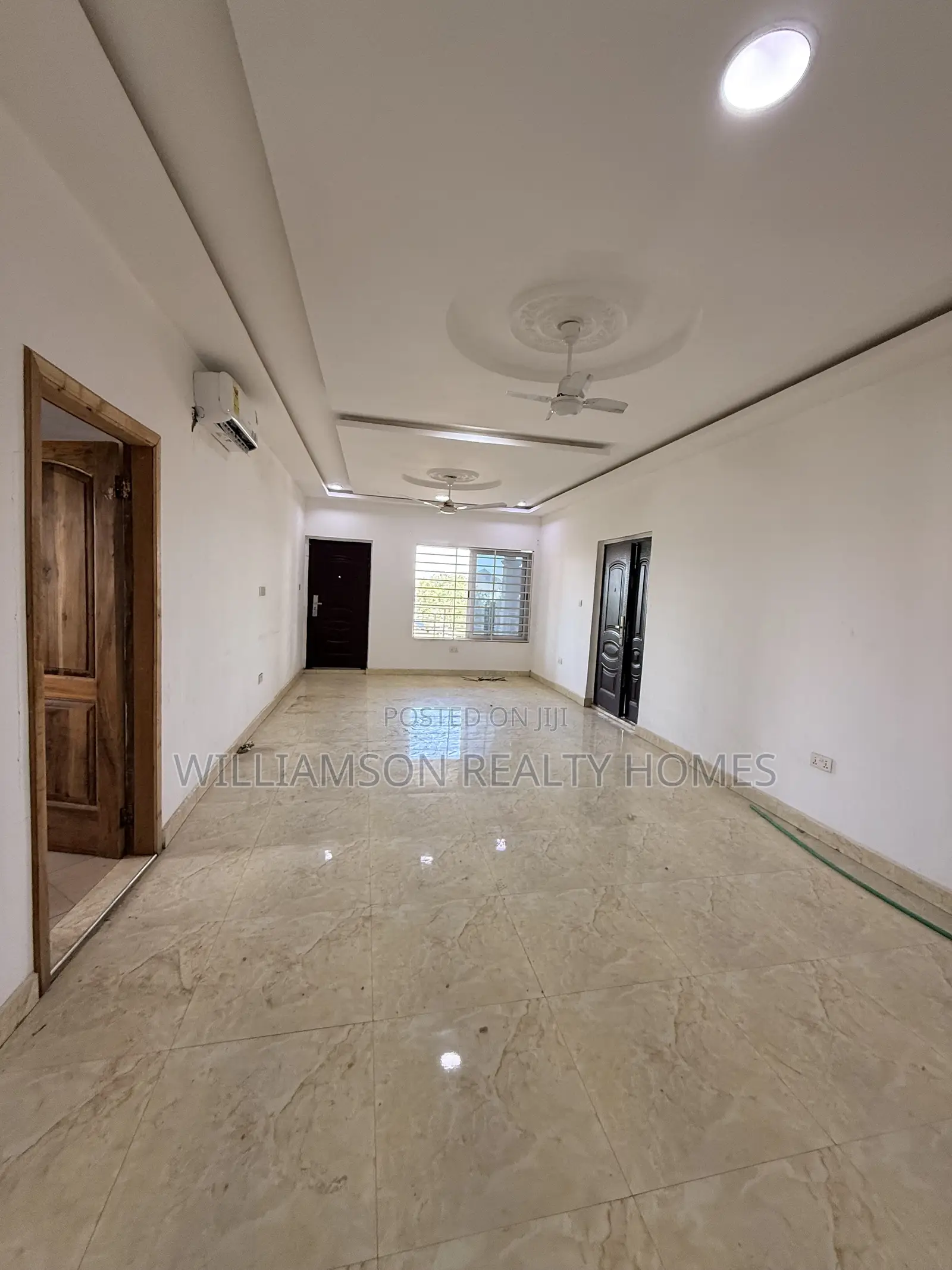 3bdrm Apartment in Hfc Estate Area, Spintex for rent