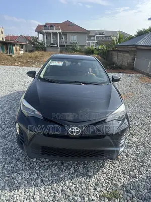 Toyota Corolla 2018 Black