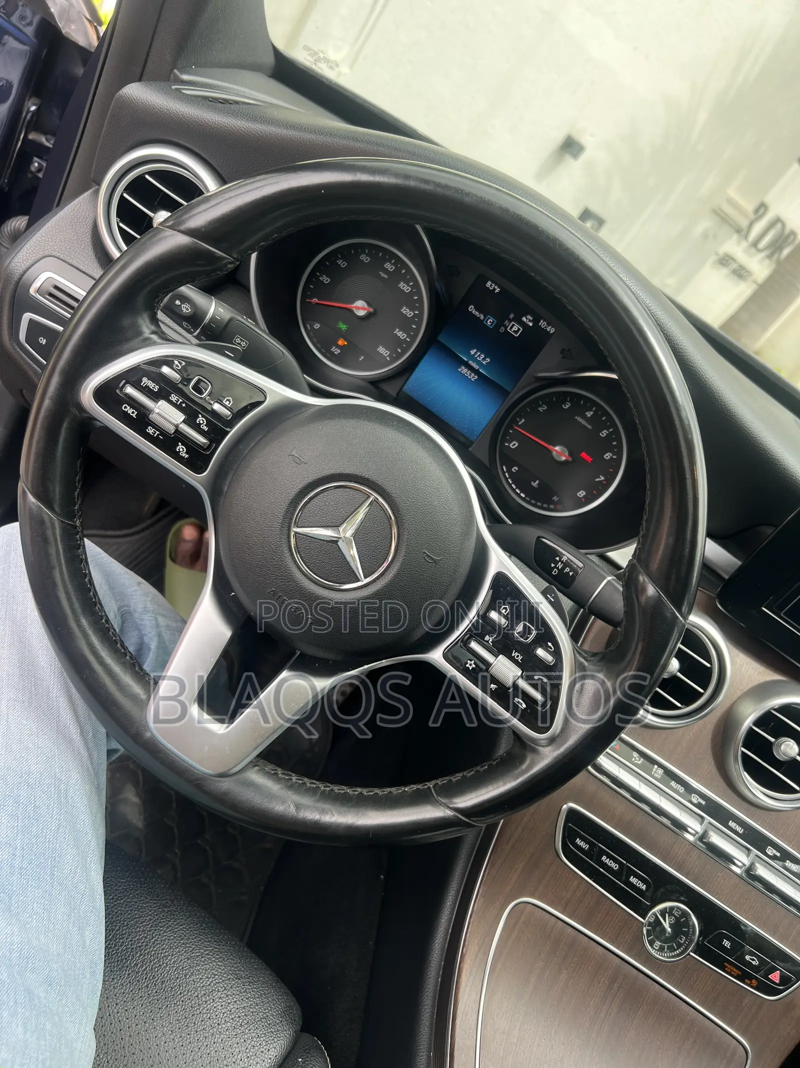 Mercedes-Benz C300 2019 Blue