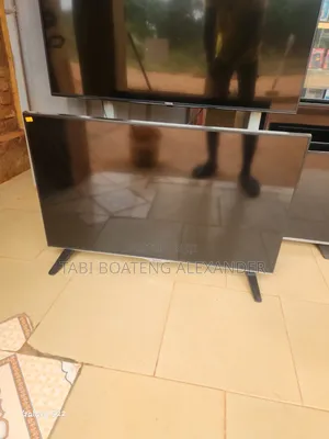 Panasonic 40 Inches Smart Tv