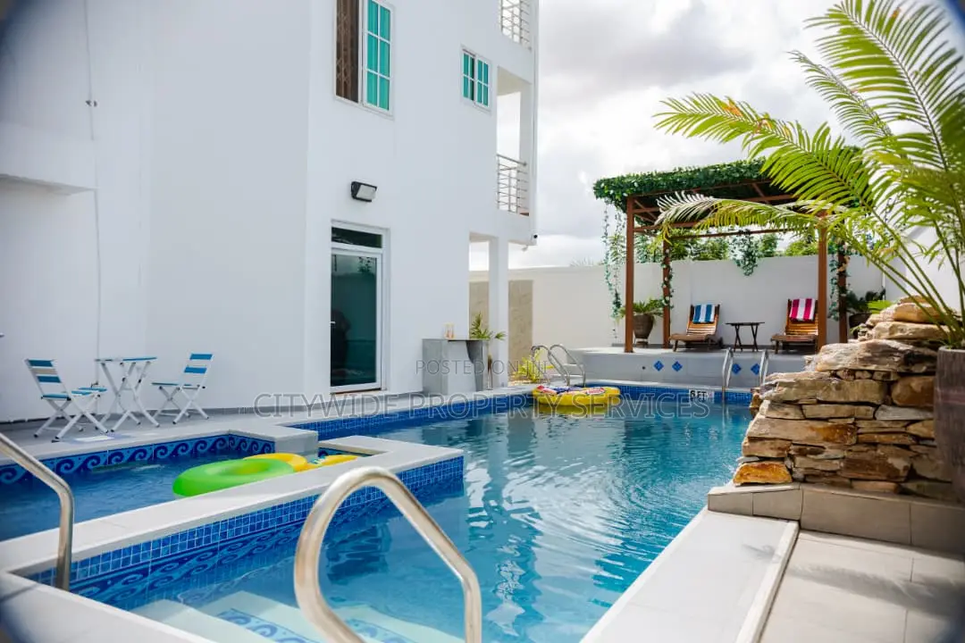 Furnished 2bdrm Apartment in Community 25 for rent