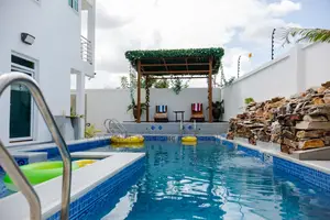 Furnished 2bdrm Apartment in Community 25 for rent