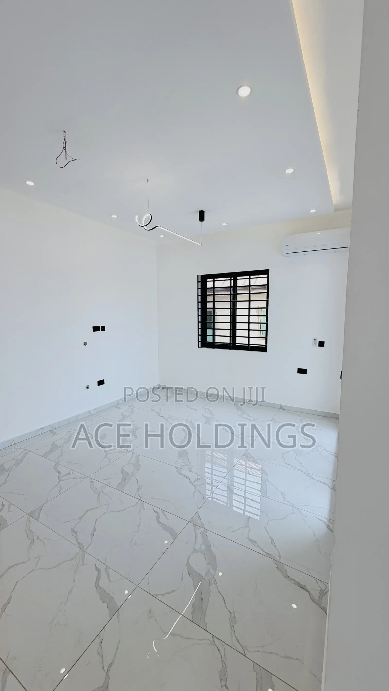 4bdrm House in Community 25, Tema Metropolitan for sale