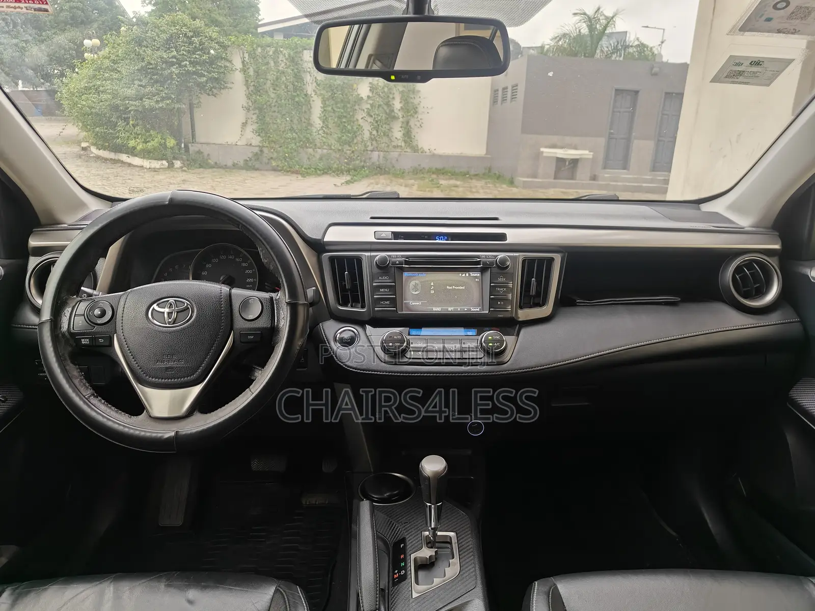 Toyota RAV4 LE 4dr SUV (2.5L 4cyl 6A) 2015 Gray