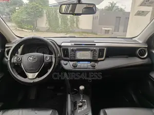 Toyota RAV4 LE 4dr SUV (2.5L 4cyl 6A) 2015 Gray