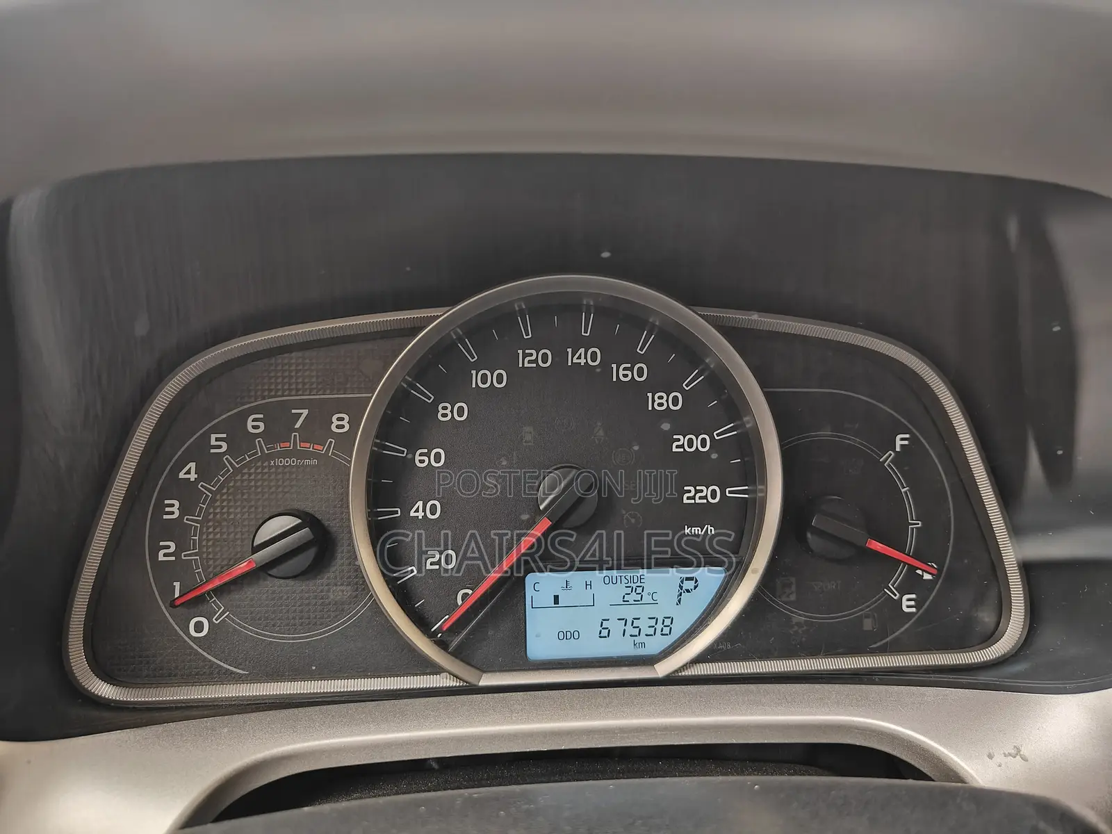 Toyota RAV4 LE 4dr SUV (2.5L 4cyl 6A) 2015 Gray