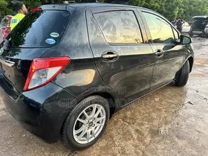 Toyota Vitz 2013 Black