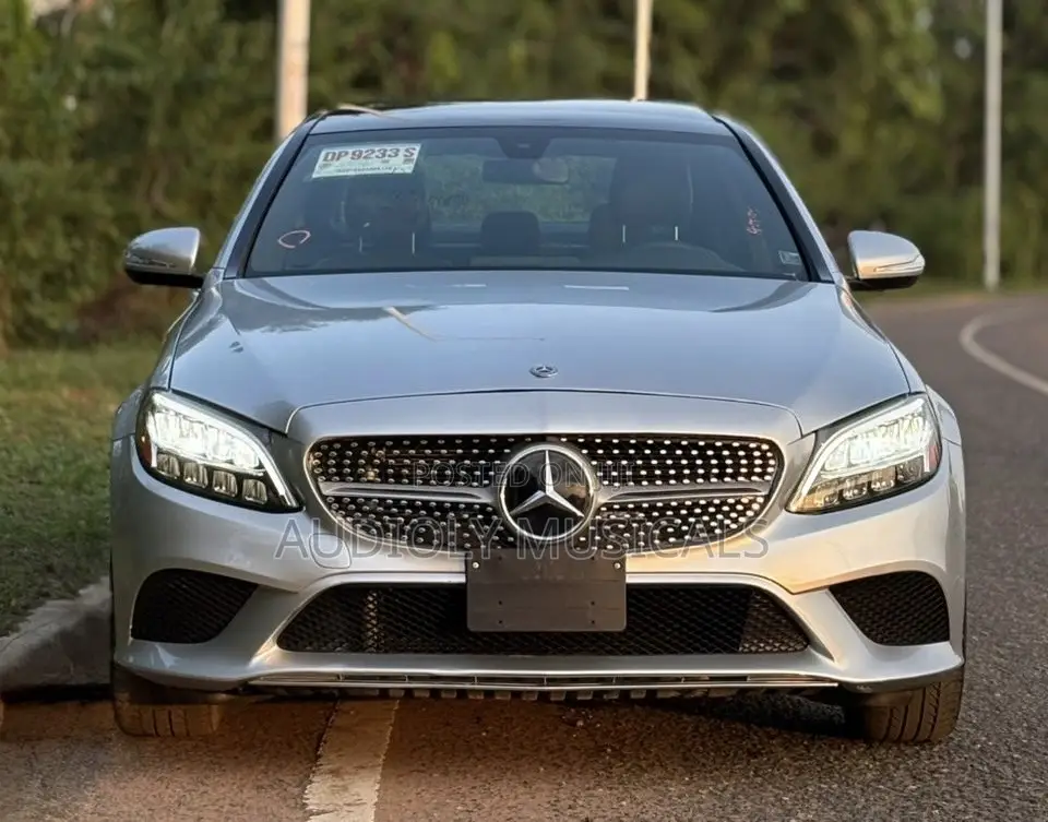 Mercedes-Benz C300 2020 Silver