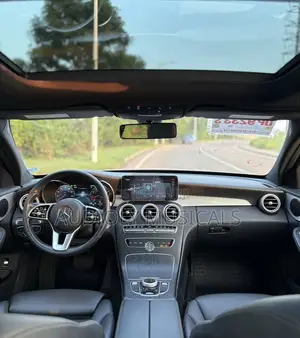 Mercedes-Benz C300 2020 Silver