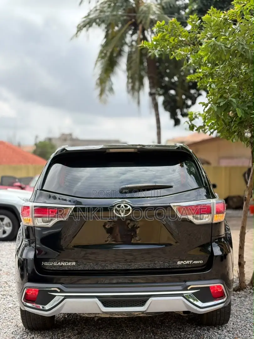 Toyota Highlander 2016 Black