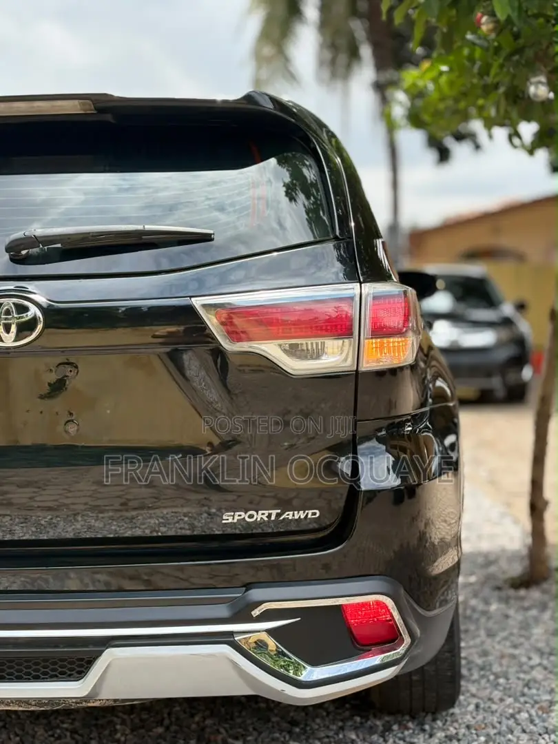 Toyota Highlander 2016 Black
