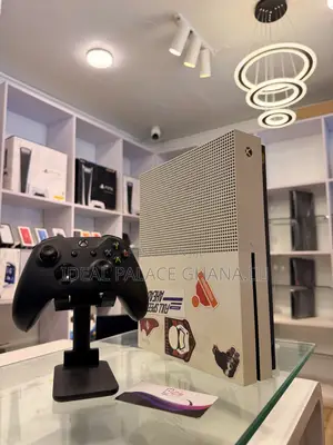 Xbox One S 5 Games