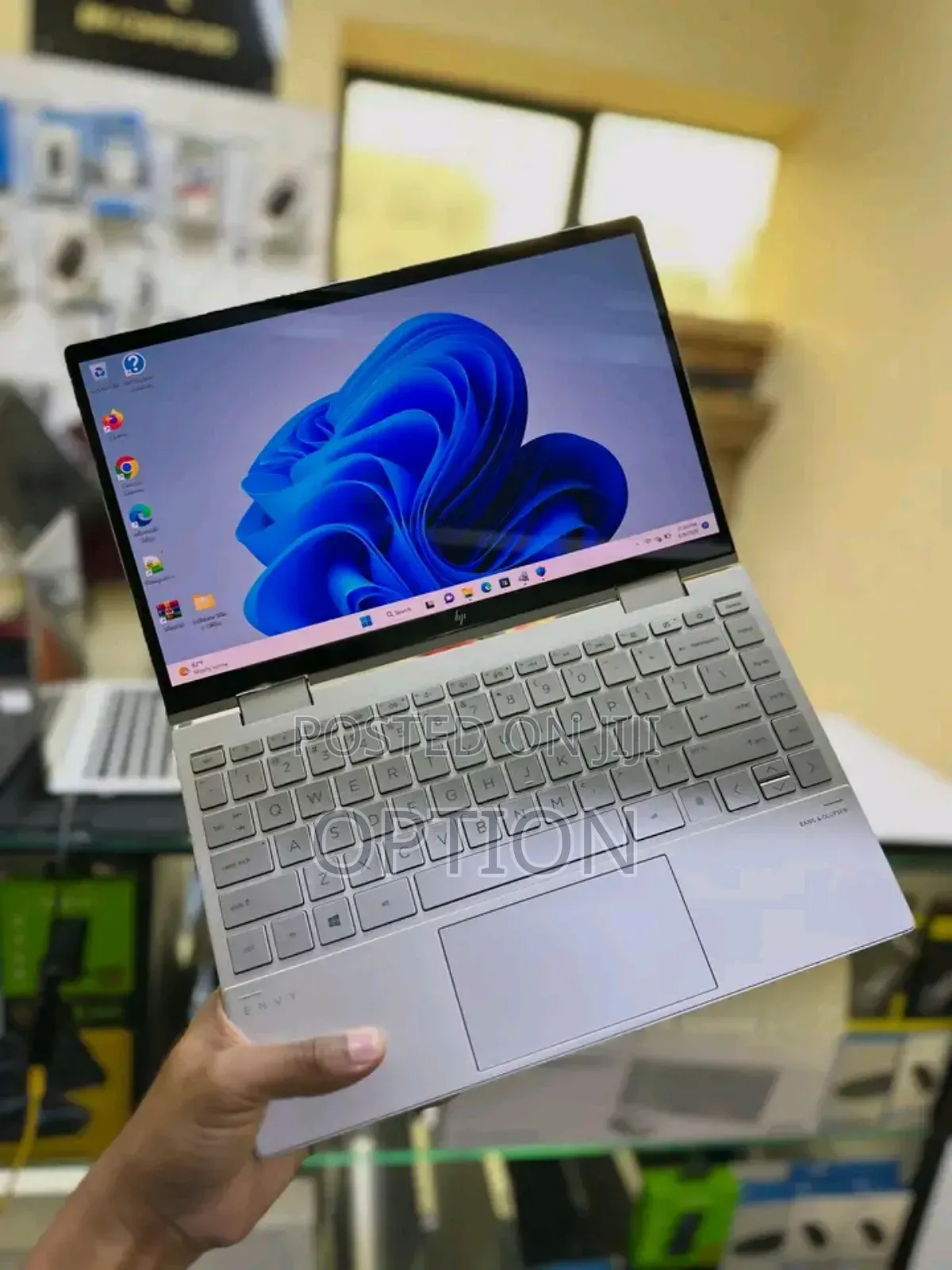 New Laptop HP Envy x360 16GB Intel Core i7 SSD 512GB