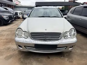 Mercedes-Benz C180 2007 Silver