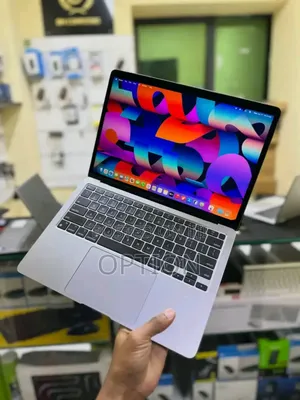 New Laptop Apple MacBook Pro 16GB Intel Core i7 SSD 512GB