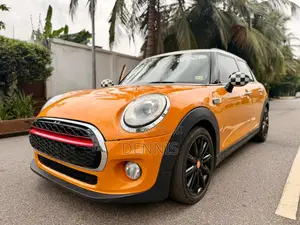 Mini Cooper 2016 Orange