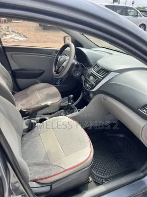 Hyundai Accent SE 2012 Gray