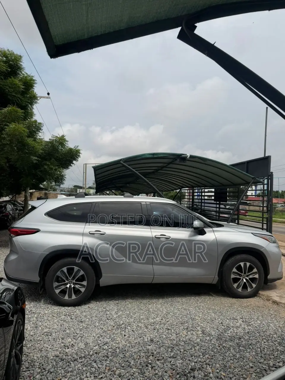 Toyota Highlander XLE 2022 Silver
