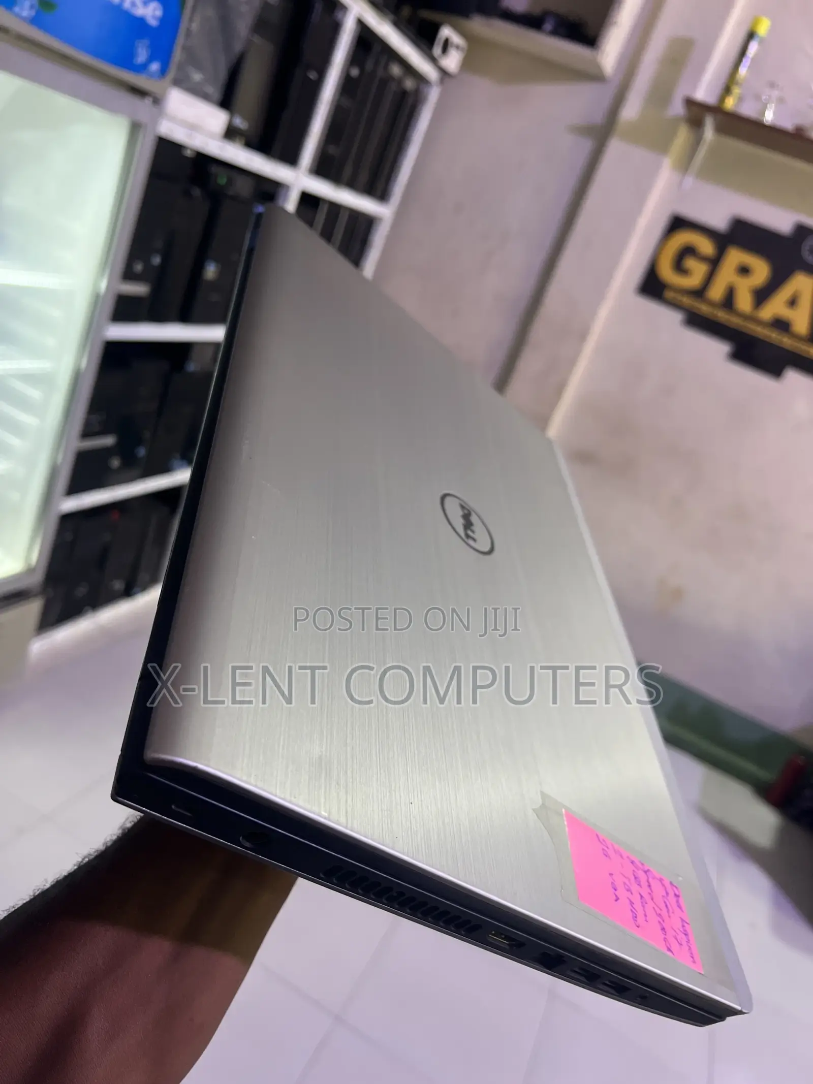 Laptop Dell Inspiron 15 16GB Intel Core i7 HDD+SSD 1T