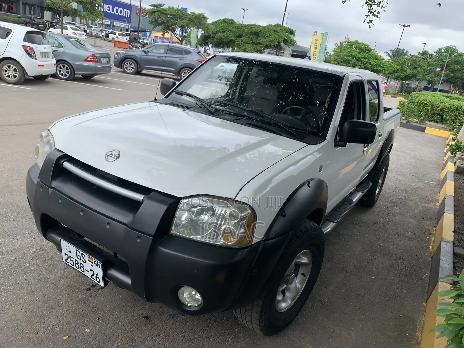Nissan Frontier 2009 White
