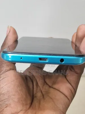 Tecno Spark 8 64 GB Blue