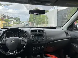 Mitsubishi Outlander SE AWC 2018 Gray