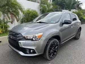 Mitsubishi Outlander SE AWC 2018 Gray