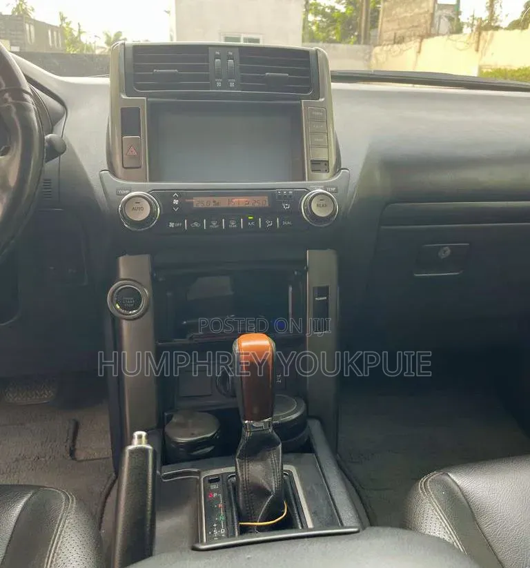 Toyota Land Cruiser Prado 2013 Black
