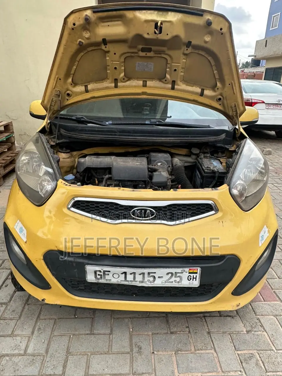 Kia Morning 2012 Yellow