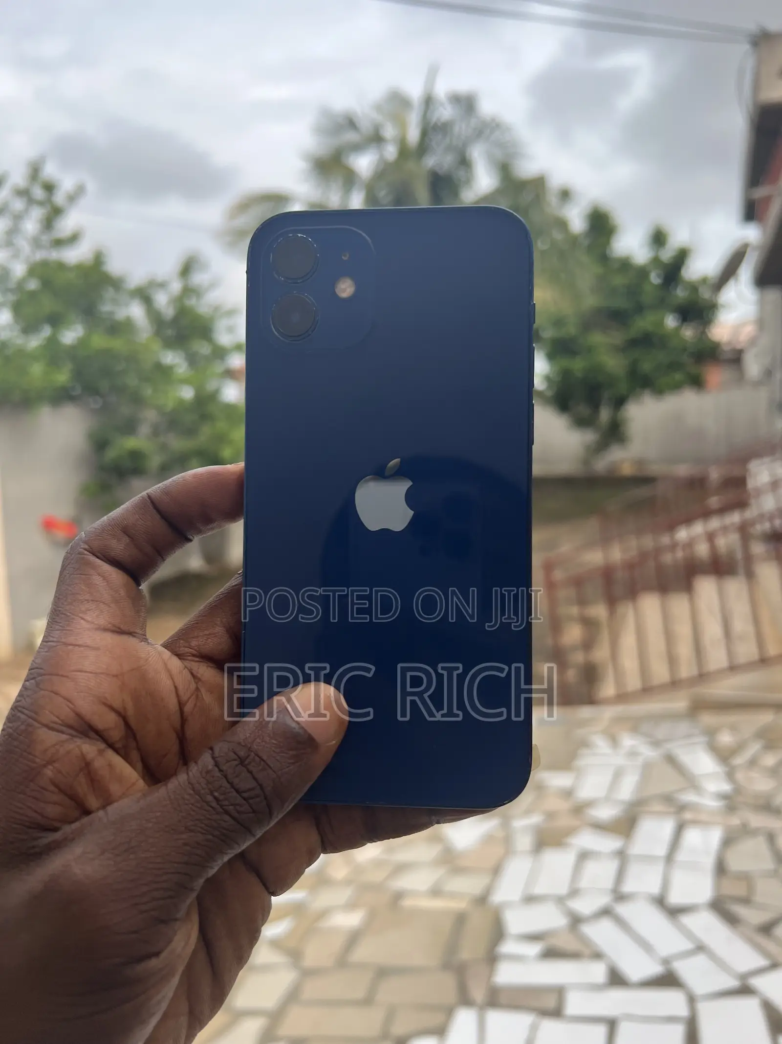 Apple iPhone 12 64 GB Blue