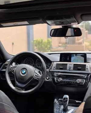 BMW 330i 2017 White