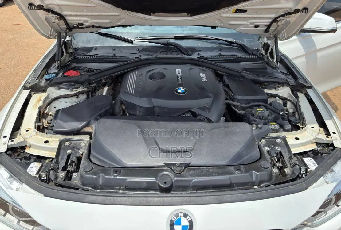 BMW 330i 2017 White