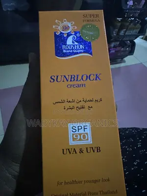 Roushun Sunblock Cream 90spf