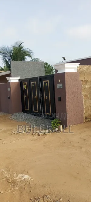 Furnished 3bdrm Villa in Alhaji Karim  Villa, New-Juaben Municipal