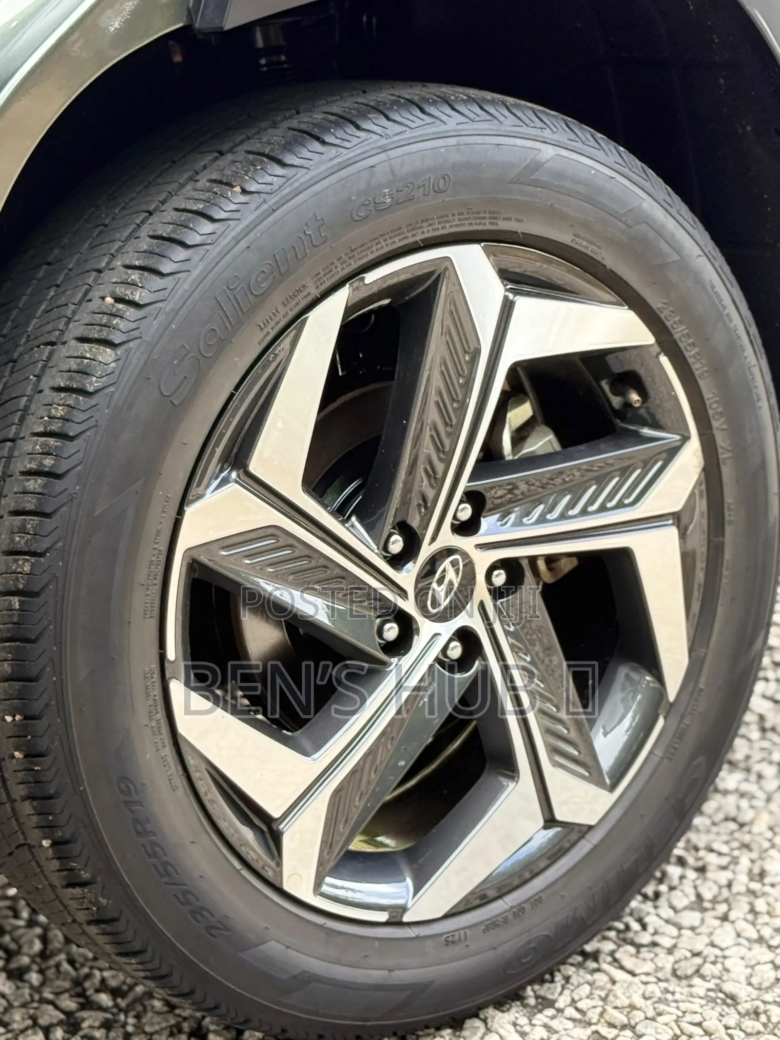 Hyundai Tucson Limited 2023 Gray