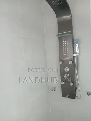 4bdrm Townhouse/Terrace in Oyarifa Mall Area for sale